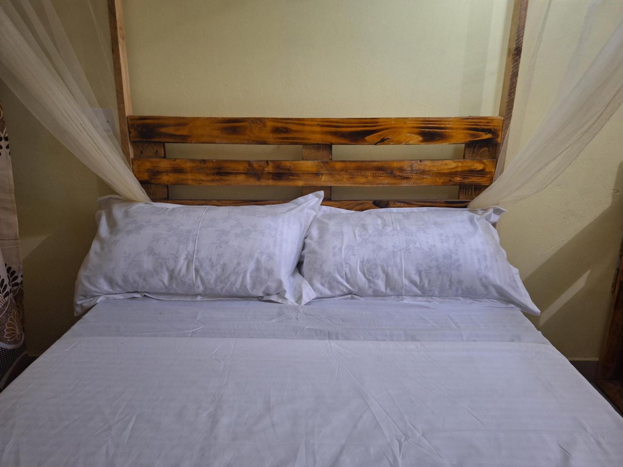 Mount Zion Guest House, Mtwapa Mtomondoni มอมบาซา ภายนอก รูปภาพ