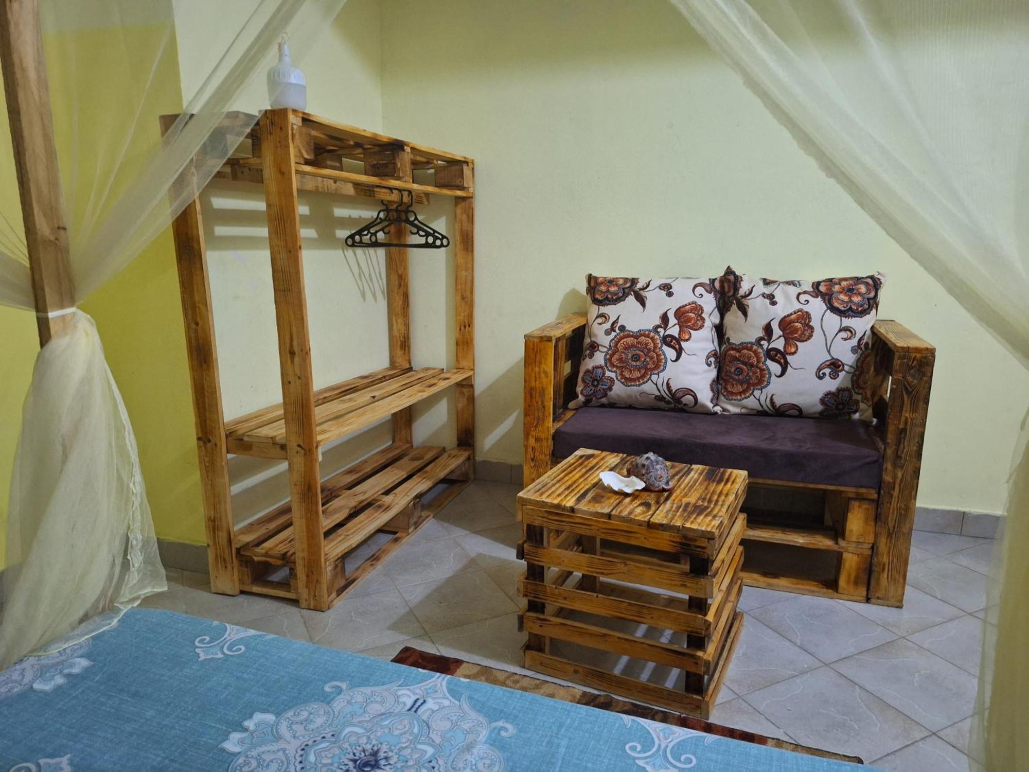 Mount Zion Guest House, Mtwapa Mtomondoni มอมบาซา ภายนอก รูปภาพ