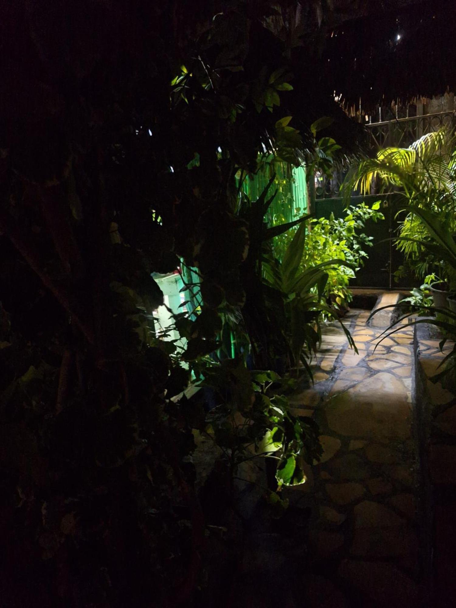 Mount Zion Guest House, Mtwapa Mtomondoni มอมบาซา ภายนอก รูปภาพ