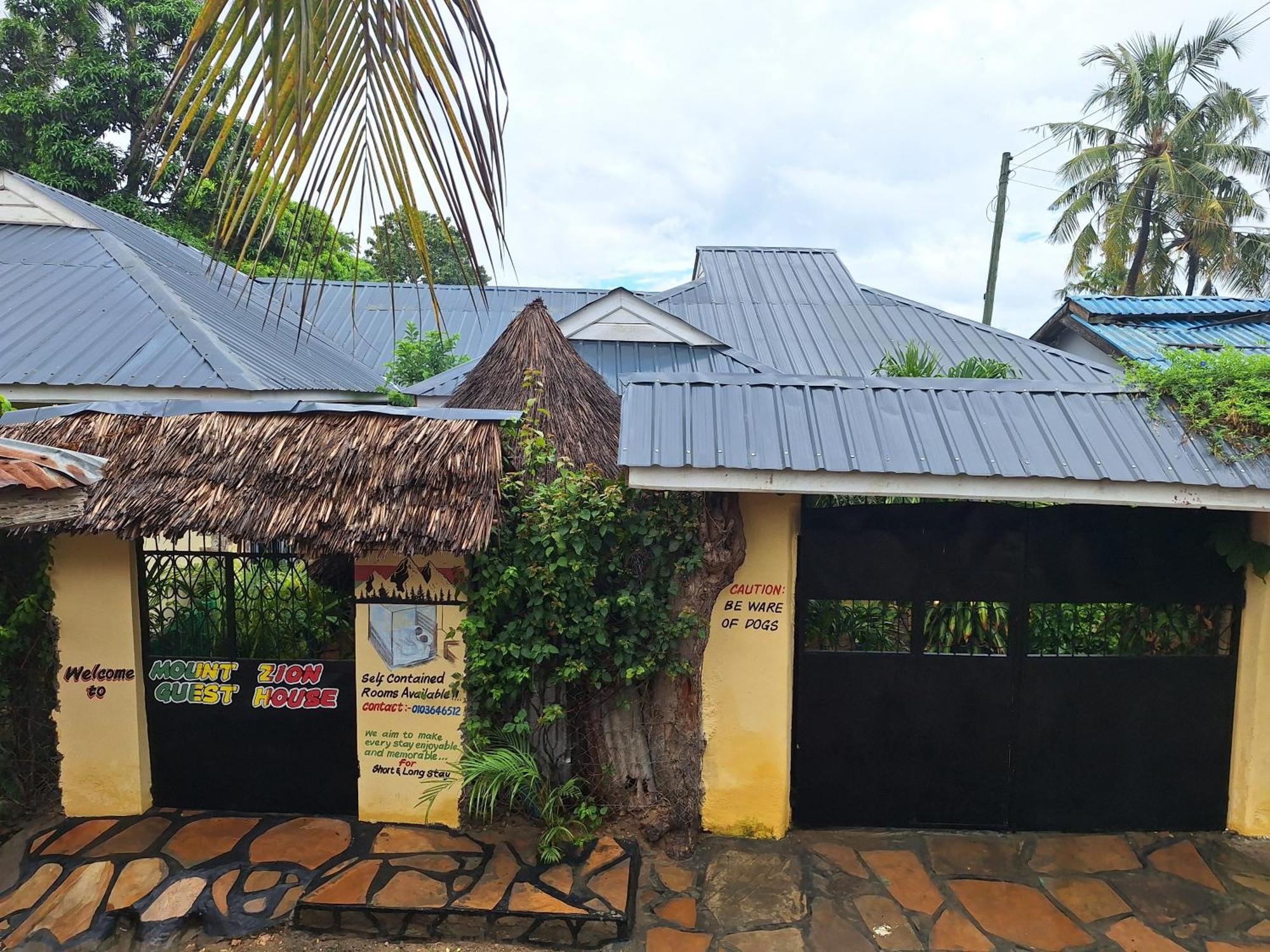 Mount Zion Guest House, Mtwapa Mtomondoni มอมบาซา ภายนอก รูปภาพ
