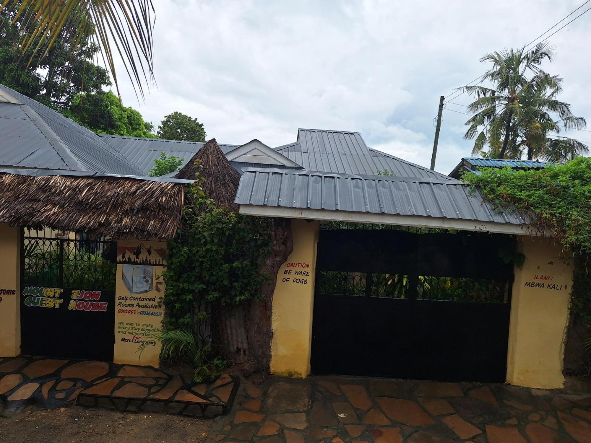 Mount Zion Guest House, Mtwapa Mtomondoni มอมบาซา ภายนอก รูปภาพ