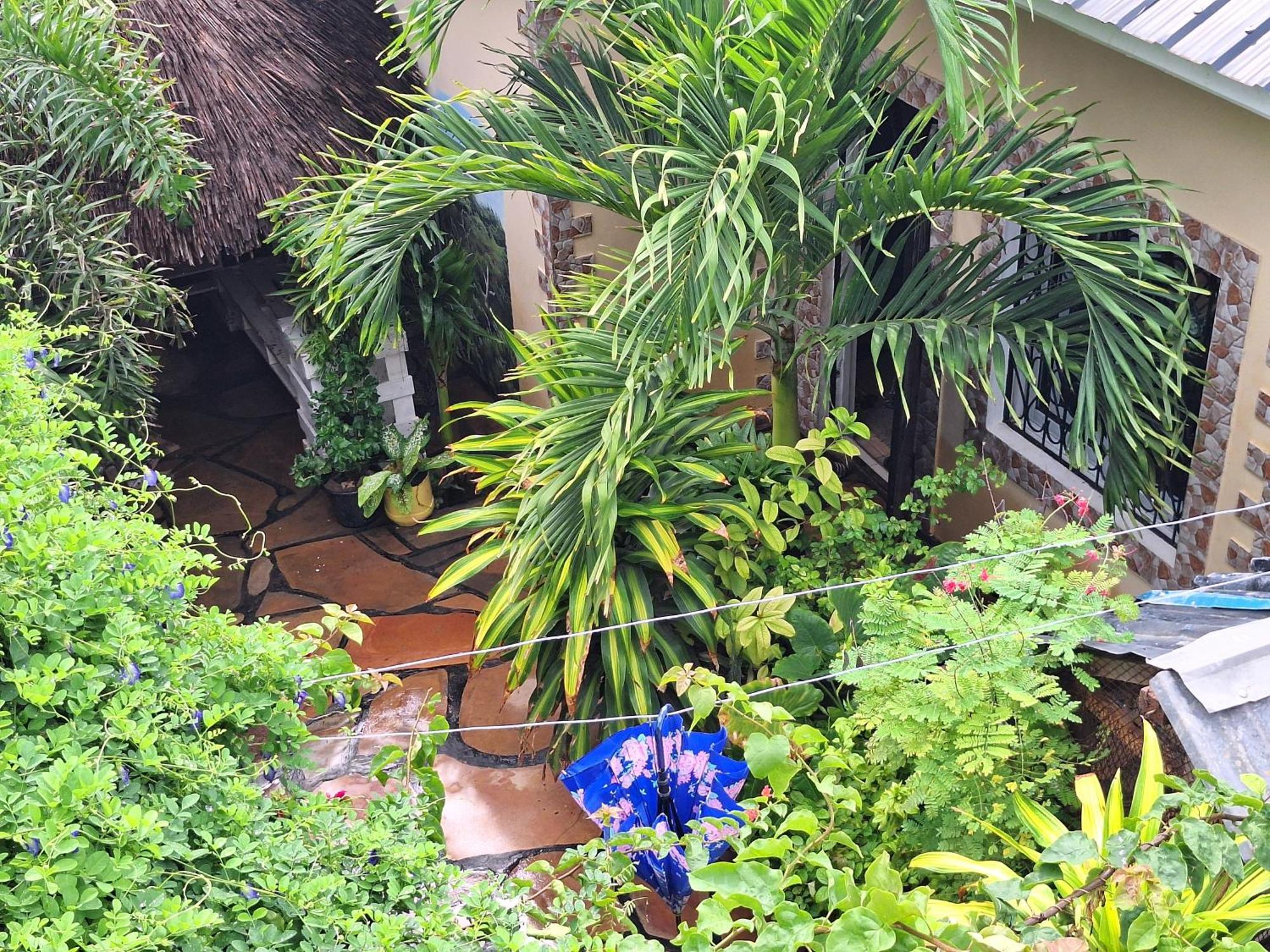 Mount Zion Guest House, Mtwapa Mtomondoni มอมบาซา ภายนอก รูปภาพ