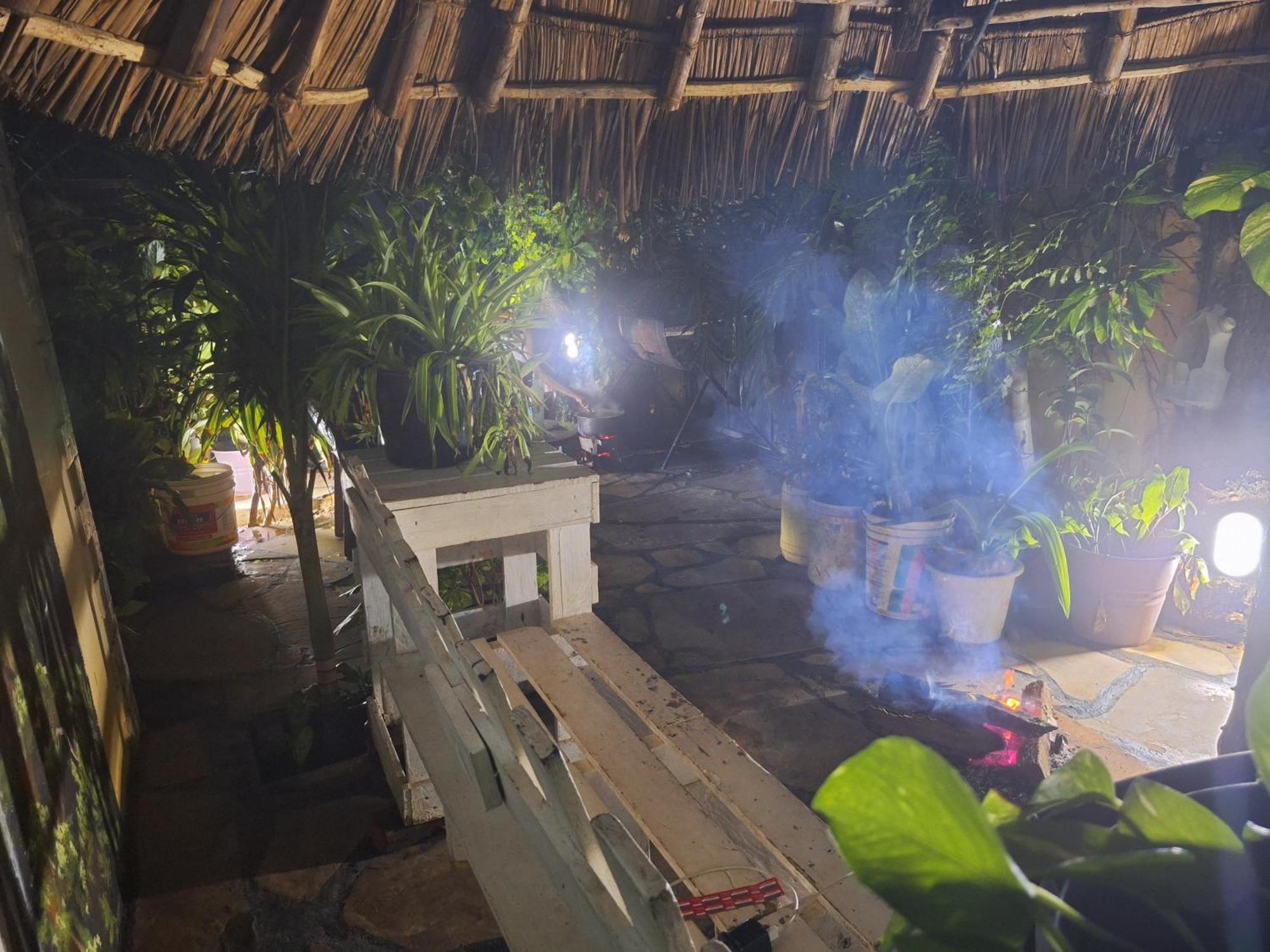 Mount Zion Guest House, Mtwapa Mtomondoni มอมบาซา ภายนอก รูปภาพ
